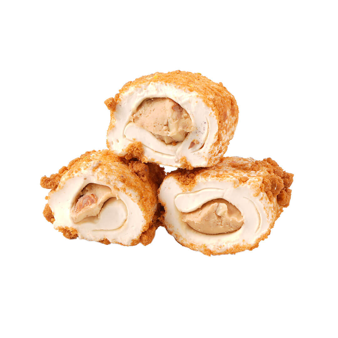 Lokum mit Haselnusscreme und Mandeln, umhüllt mit Karamellkeks
