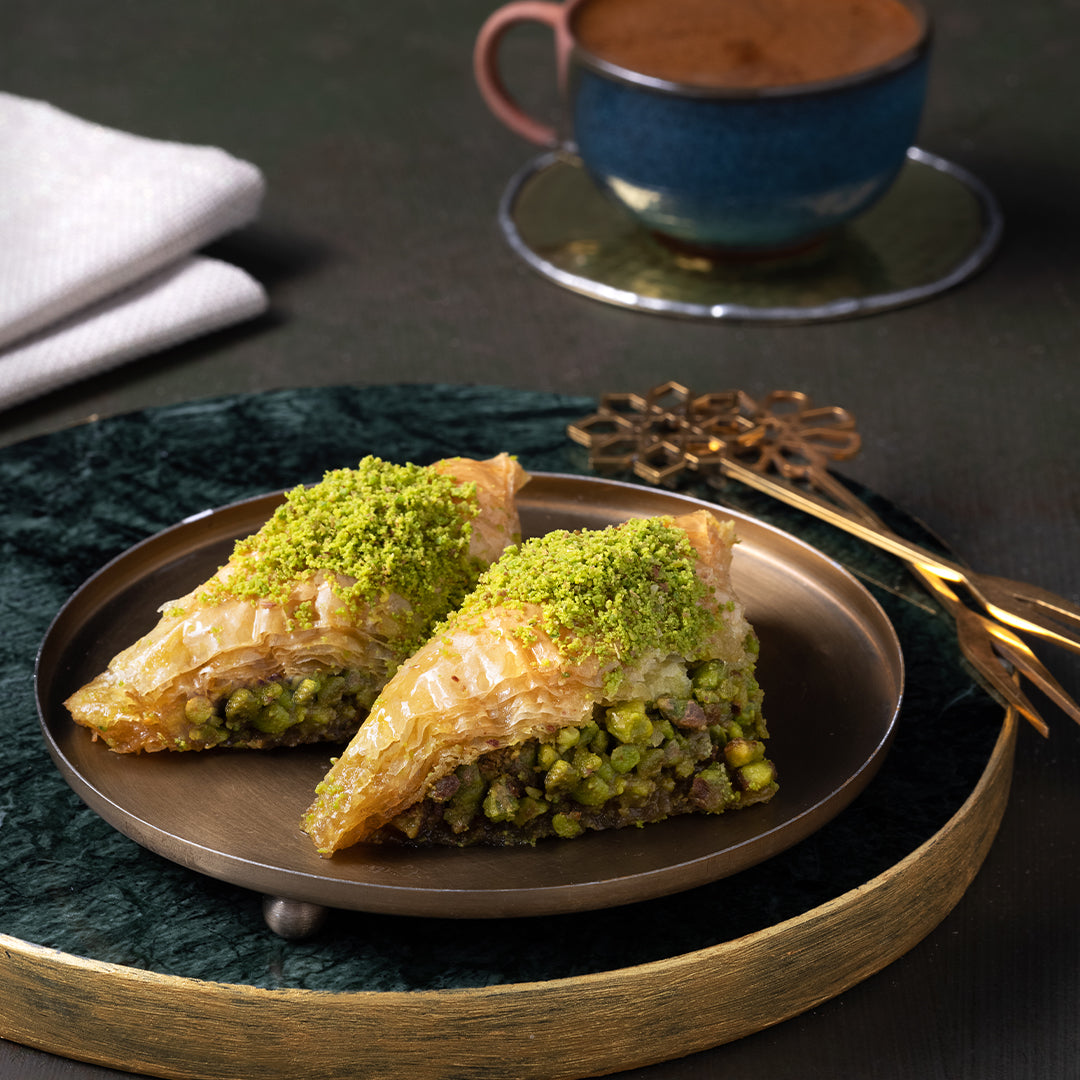 Baklava in der großen Galata-Design Box