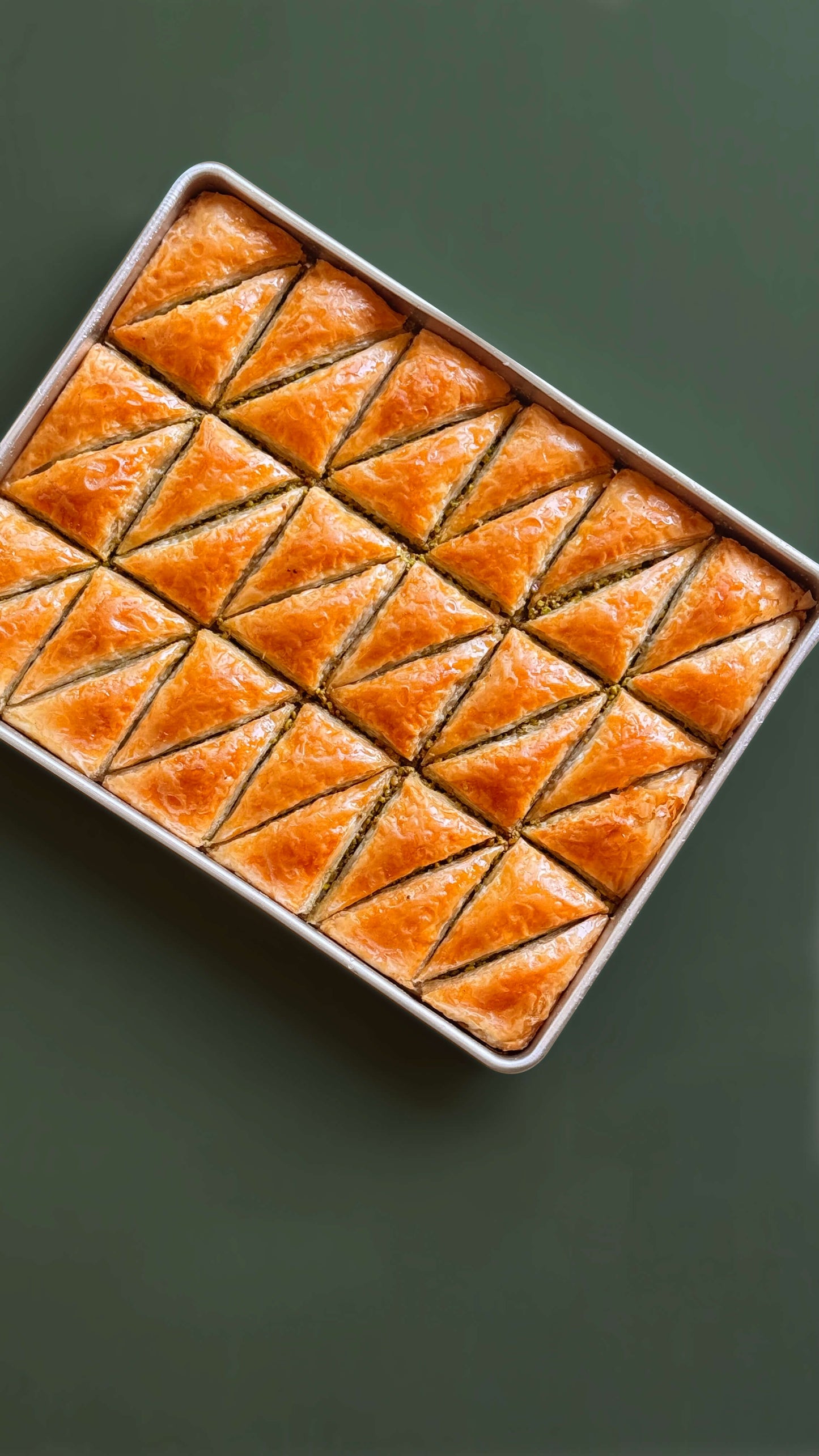 Dreieckige Pistazien Tablett Baklava
